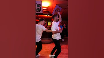 Part 2. Dancing with my Coach 🔥 Insta: @leolorenzooo @maximeandtorrizzaoui #dance #boys #dancing