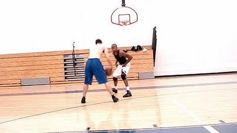 Dre Baldwin: 1-On-1 Game Clip #38 | Low Rip Thru Tough Driving Shot | Creating Space Move Footwork