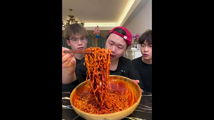 tasty and spicy noodles mukbang asmr eating #mukbang #food #eating #delicious #shorts #asmreating