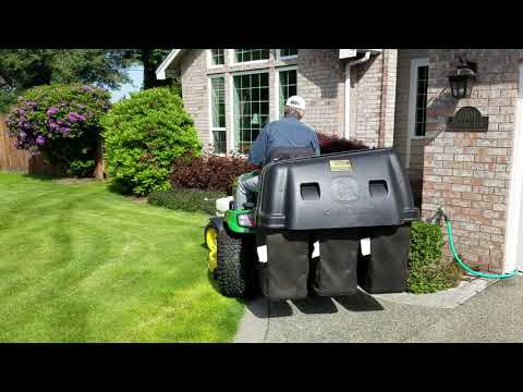 John Deere X739