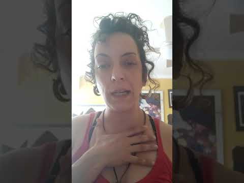 Blanca Santa-María contando su experiencia