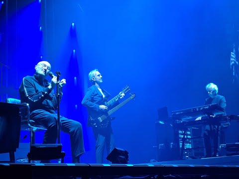 Genesis - Dance with the Moonlit Knight & Carpet Crawlers - The O2 Arena, London 26th March 2022