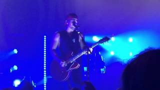 Kip Moore Running for You at the Rave Milwaukee 2016 LIVE