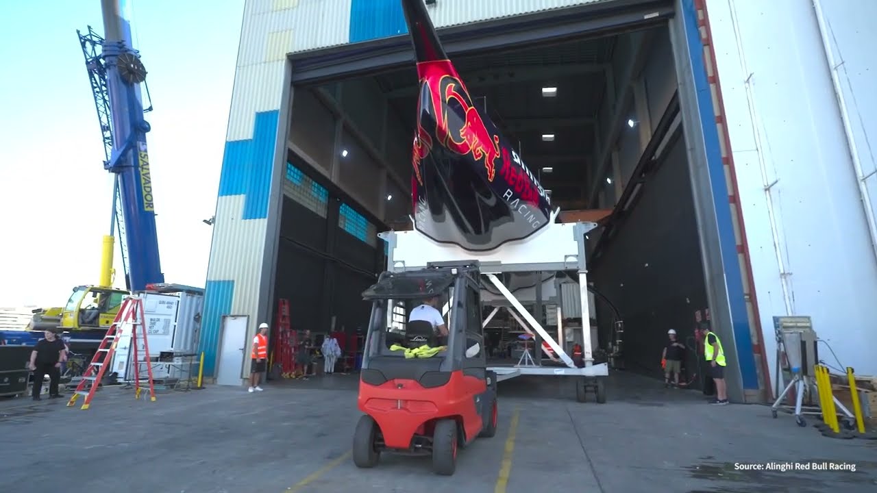 Alinghi Red Bull Racing Boat Zero Launch