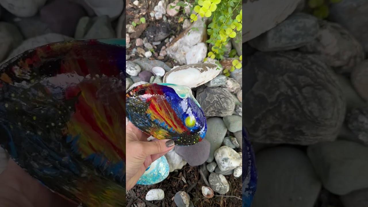 Hand painted natural sea shells from Maine. Acrylic paint and resin. Moonmothc.etsy.com