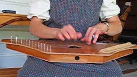 Harps of Praise:  Plucked Psaltery