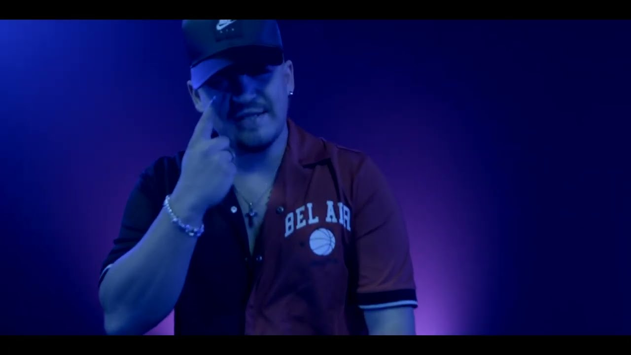 OBED HERNANDEZ - Bomboncito de licor ( videoclip ) 