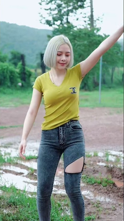 Cewek Baju Kuning Maen Tiktok#tiktokviralterbaru