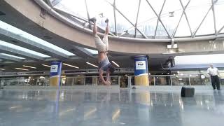 [B-boy Gyre] One hand hop practice - variation (clapping)