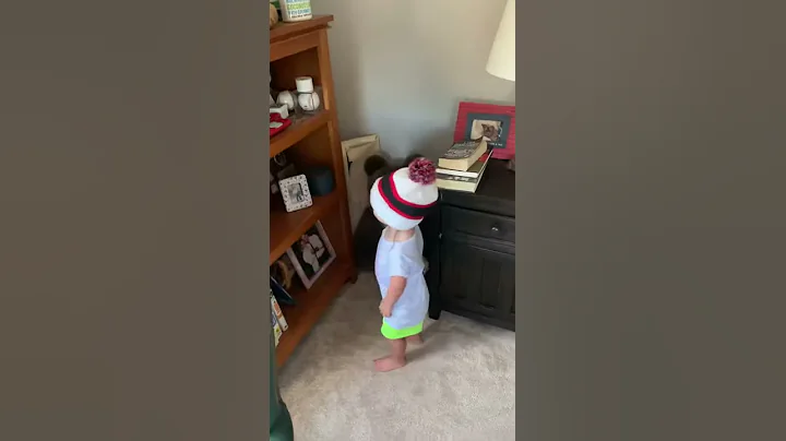 Sloane peek-a-boo