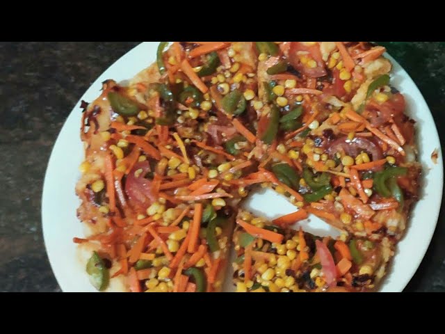 HOMEMADE VEG PIZZA RECIPE | Ente Swantham Adukkala