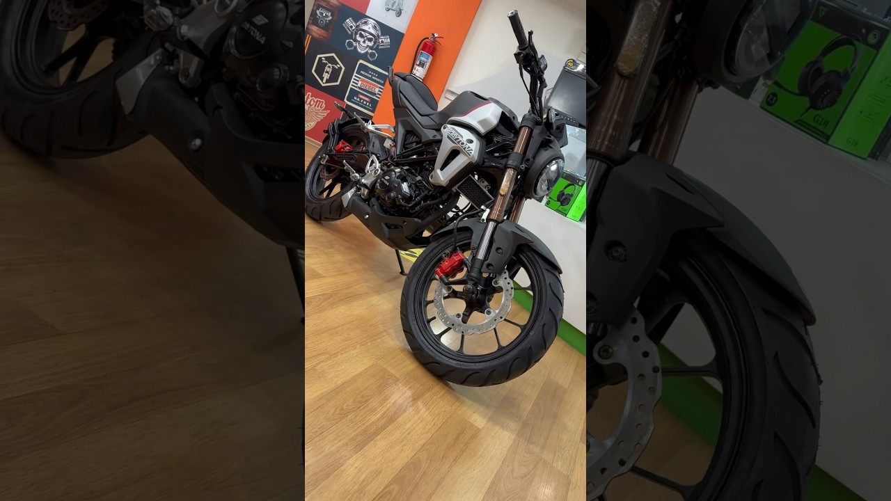 Daytona Crossfire 250 | La moto con un toque de clásica ideal para ti 😎🥂 Buscala en 