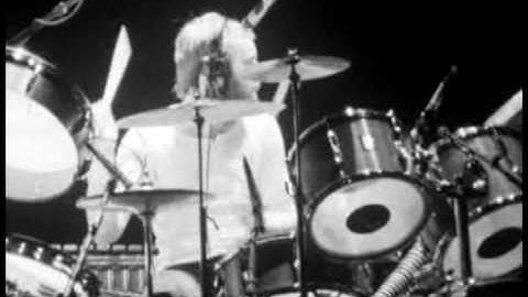 Genesis16/5/1975 Counting Out Time