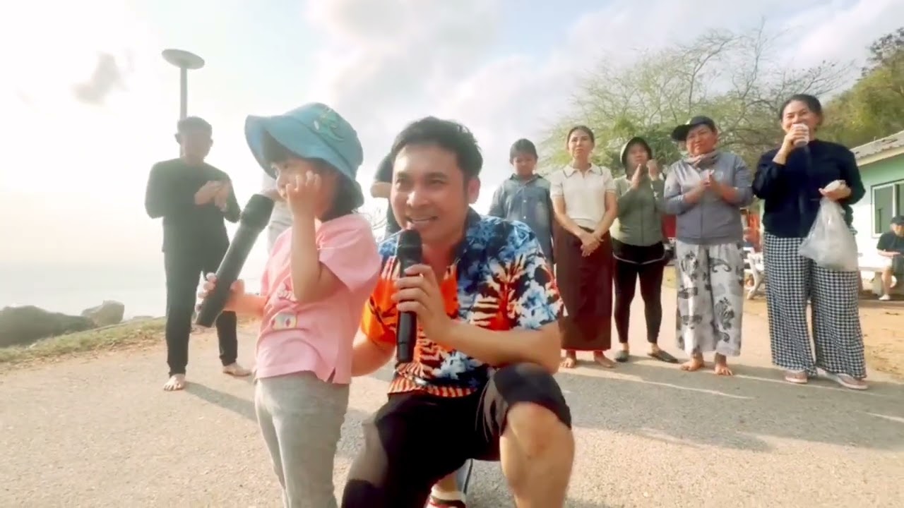 สาวน้อย 3 ขวบ ร้องเพลงดังเพลงกระแสพระโปรดเมตตาช่วยได้จบเพลงไม่มีผิดเพี้ยนเลย สาธุในบุญทั้งไทยลาวครับ