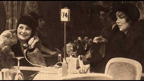 Thumbnail of Marlene Dietrich - Allein in einer grossen Stadt, 1933