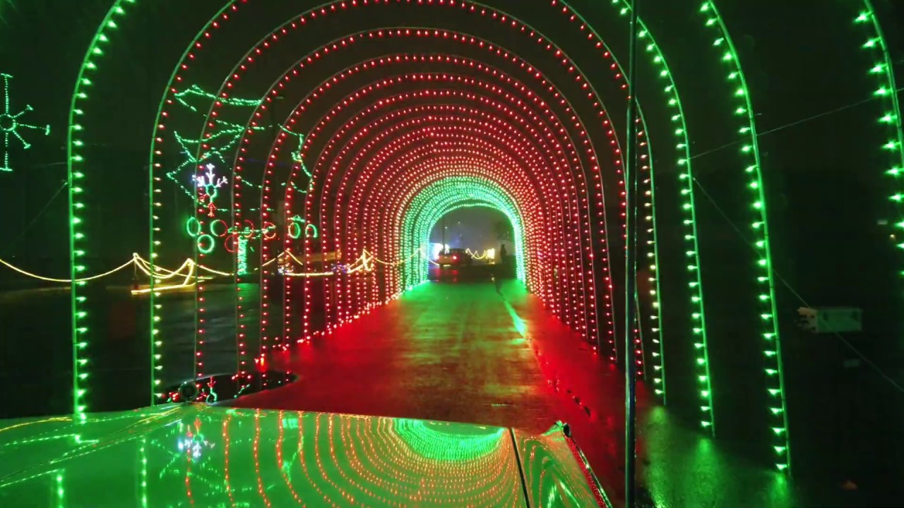 DJI Osmo Pocket 4K Footage // DriveThru Holiday Lights // Lancaster