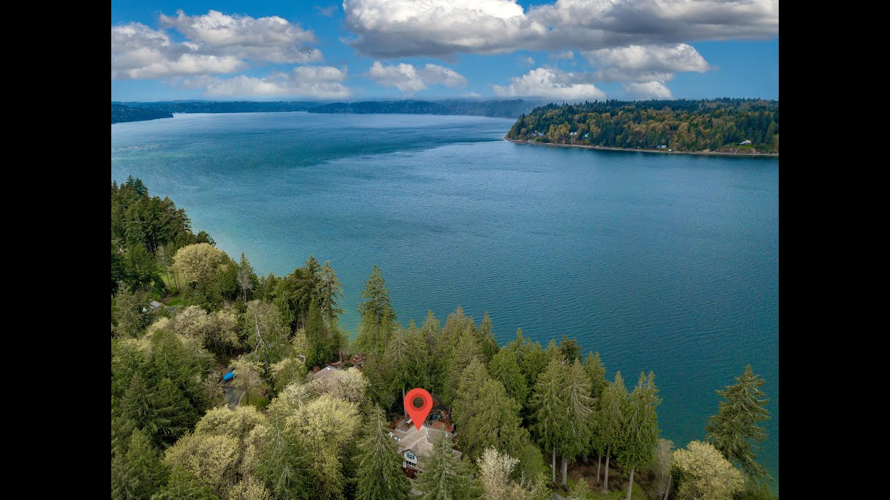Classic Pacific NW Waterfront Home For Sale