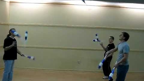 Pink Bunkadoo Feed: Juggling Passing Pattern