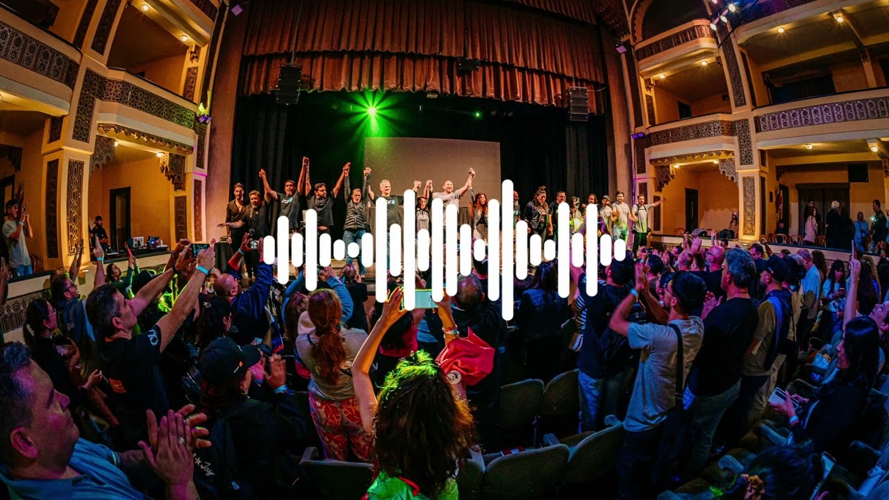 Theater applause [sound effect/ambience]