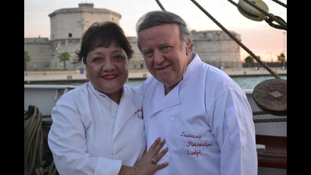 Gastronomía, canto, baile y música a bordo del Sorlandet Gastronomía, canto, baile y música a bordo del Sorlandet