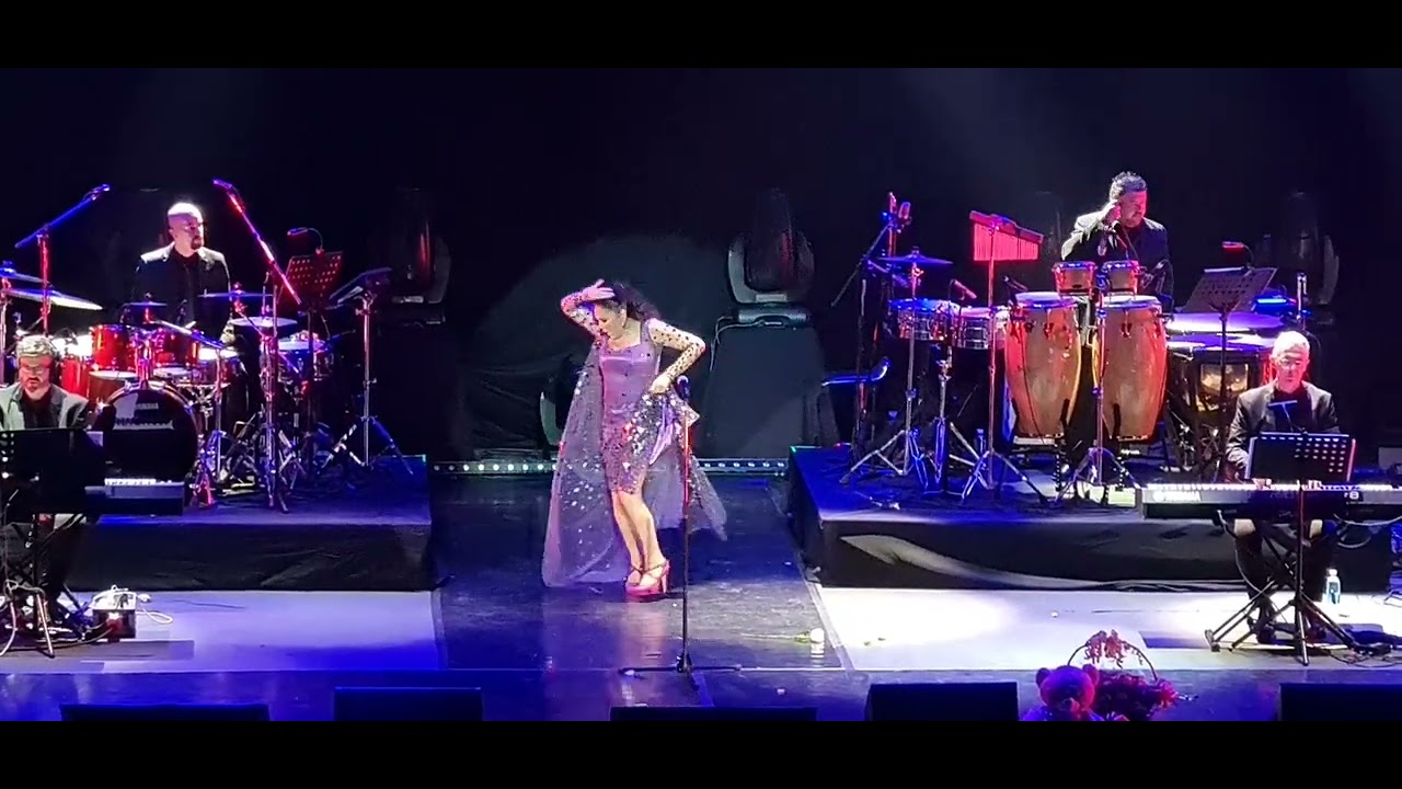ISABEL PANTOJA/ Por La Señal De La Cruz /Luna Park Buenos Aires, Argentina🇦🇷/24.05.22 