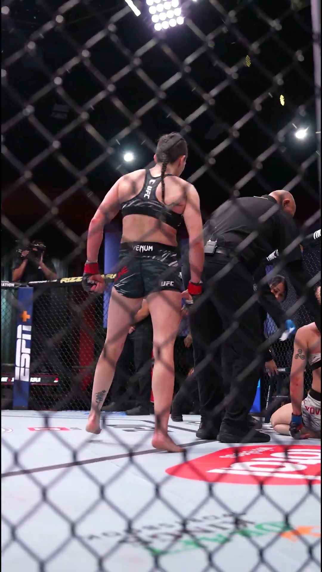 FIRST FINISH OF 2025 ? #UFCVegas101