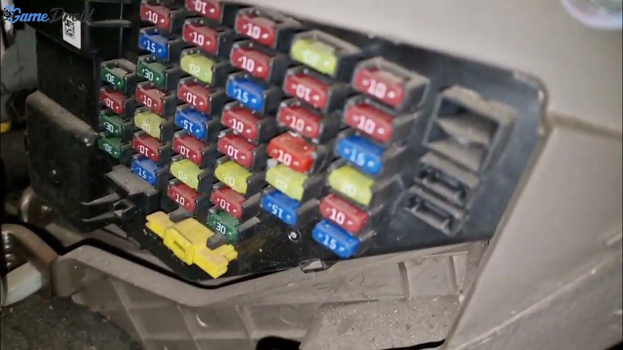 Hyundai Tucson Fuse Box Location 🚘👨‍🔧⚡ - YouTube