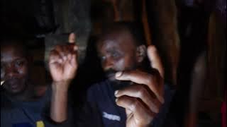 Umhlaba unzima Music Video by Jakoms