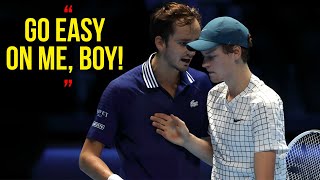Jannik Sinner VS. Daniil Medvedev Turn Tennis Into MADNESS! | ANIMALISTIC RALLIES