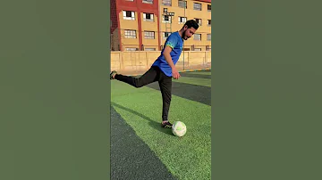 تعلم كيفية تسديد الكرة بقوة احمد صلاح Explore كورة 