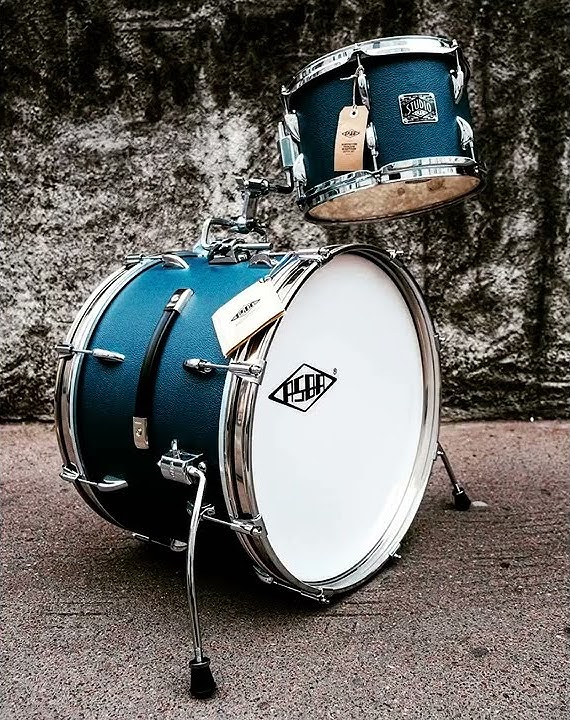 Dramatic drumroll effect