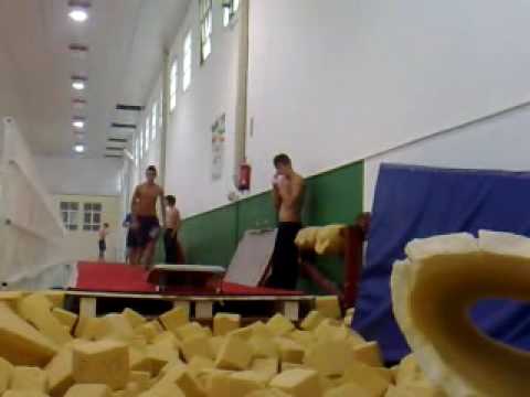 Toni - Doble Mortal Alante / Double Frontflip.