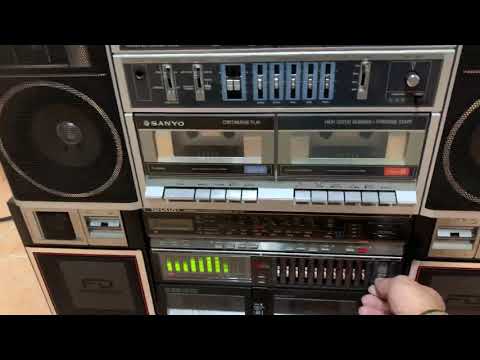 SANYO C35 boombox