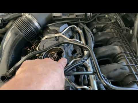 PCV VALVE REPLACEMENT 2013 BMW - YouTube