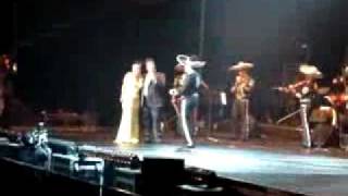 Juan Gabriel le canta a Beatriz Adriana Me gustas mucho de Rocío Durcal Las Vegas DIVA DE DIVAS