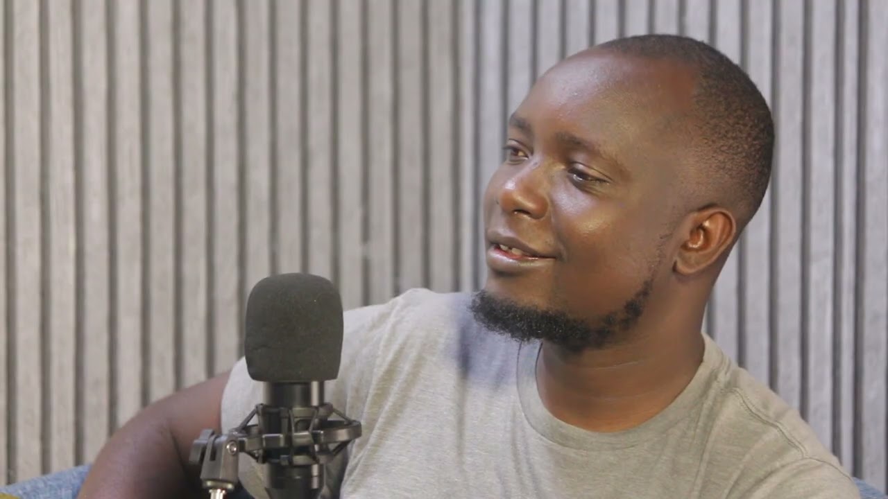 Когда жизнь преподносила ему тяжелые испытания, он работал еще усерднее: продавец кахава, переосм...