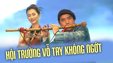 Cô Gái Xinh Đẹp Cầm Míc Cho A Páo Thổi Sáo Khiến Cả Hội Trường Vỗ Tay Không Ngớt
