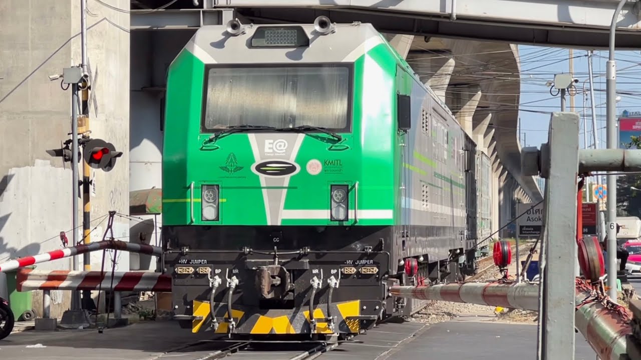 SRT. #ไม่ดูคลิปนี้คือพลาด!? มีแต่ของดีรถบำรุงทางยาว 21 คัน GEK 4021,4029 ทำสีใหม่ รถไฟ EV วิ่งทดสอบ