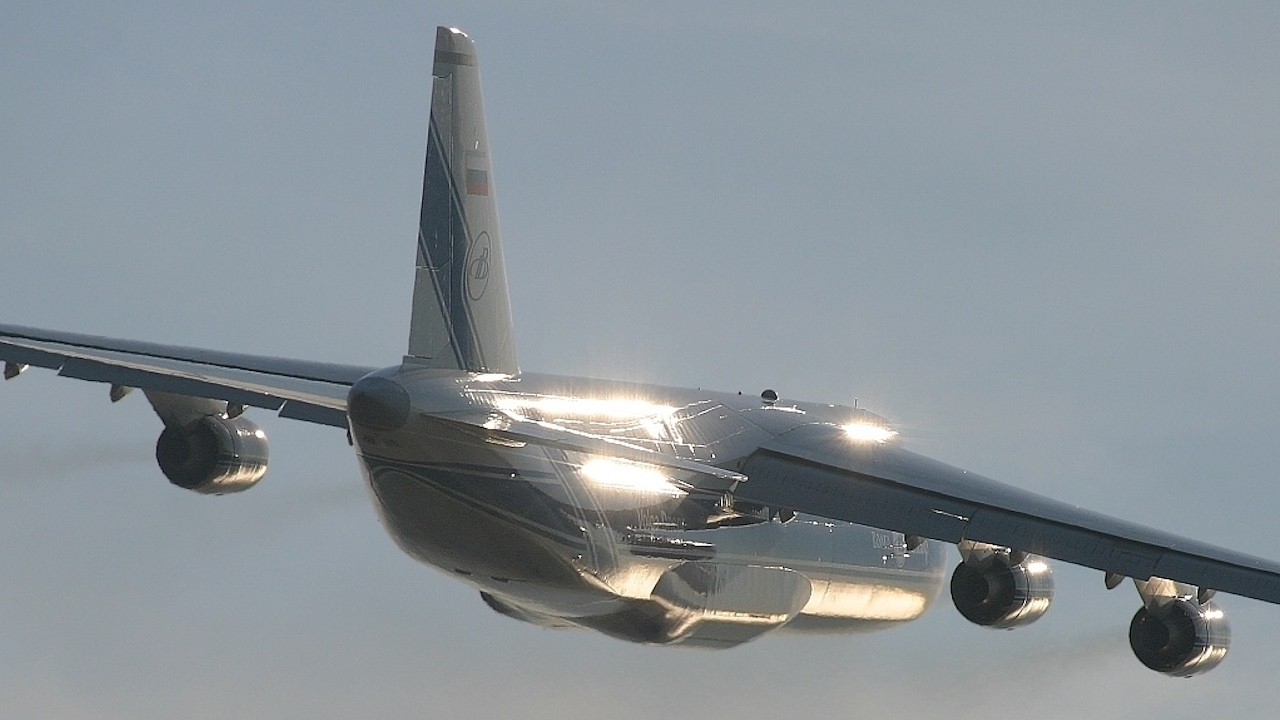 Największy samolot świata który zabił swoich twórców - historia upadku giganta!