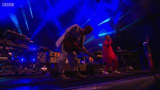 Hot Chip - Flutes (Live at Glastonbury 2015) 4/14