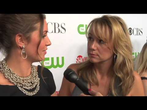 Bianca Kajlich & Megyn Price - Rules of Engagement...