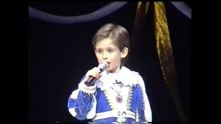 'O Sole Mio - 7-year-old Oleg Aleksandrov (in Сhildren's Musical Theater ) chords