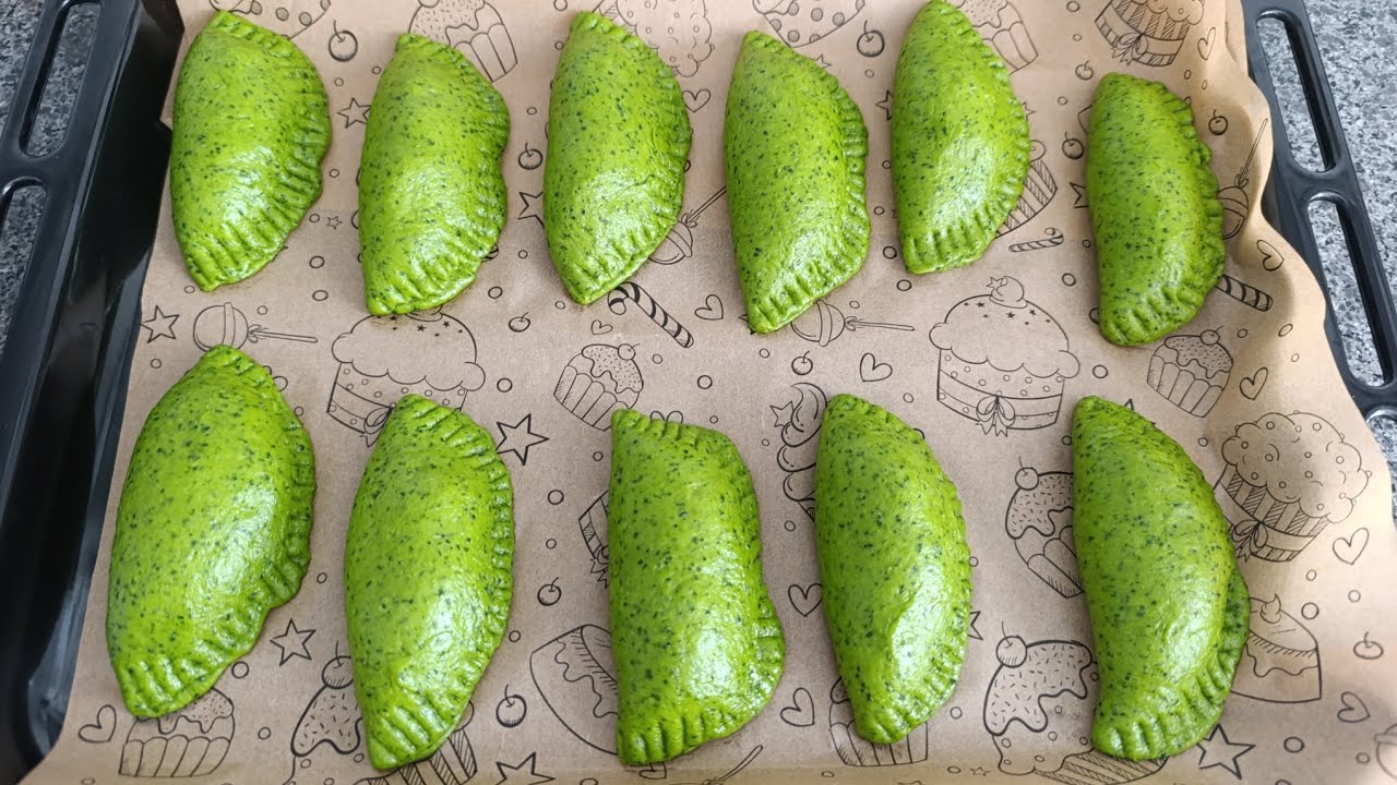  💚💚Pastane Poğaçası Tarifi Ispanaklı Ve Labneli 💚💚Yeşil Poğaça Tarifi 💚💚