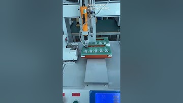 Automatic screwdriver machine keychain screw process video 2