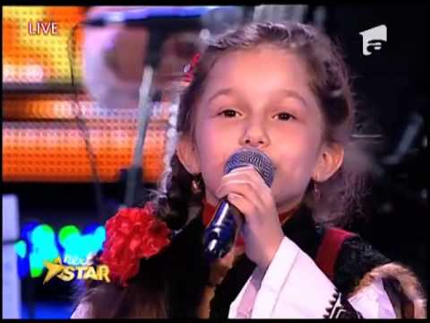 Alina Tapar interpretează o doină populară a Mariei Pâslaru - Next Star