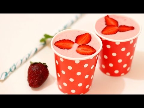 strawberry-yogurt-smothie-recipe---healthy-drinks---strawberry-yogurt-smoothie--mother's-day-recipe