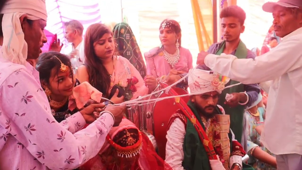 Aadivasi parampara vagadi geet gate hue shaadi mahaul my marriage life