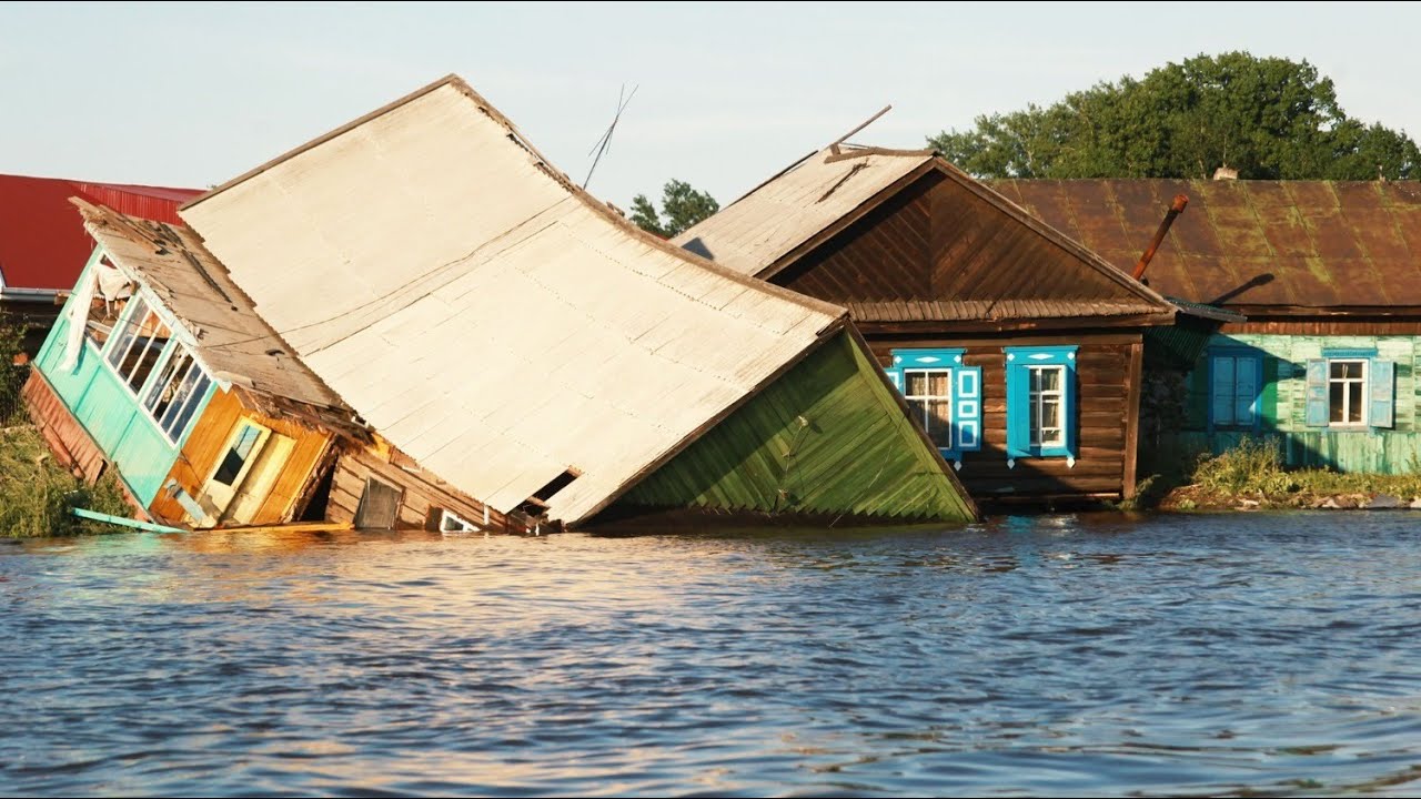 Наводнение расползалось по всему югу Приморья. Под воду уходят поселок за поселком