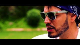 Carlos Moore - CALLATE Y BESAME (Video Oficial)