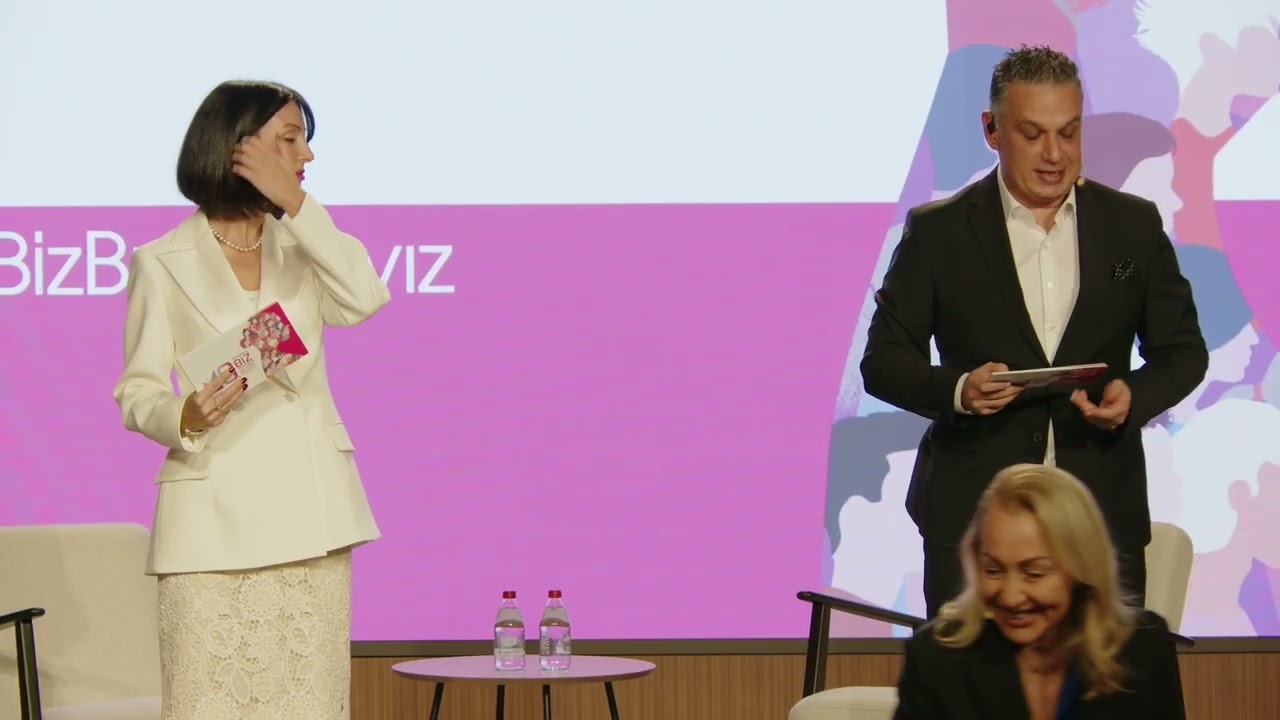 8. YenidenBiz Yeniden Gelecek Zirvesi